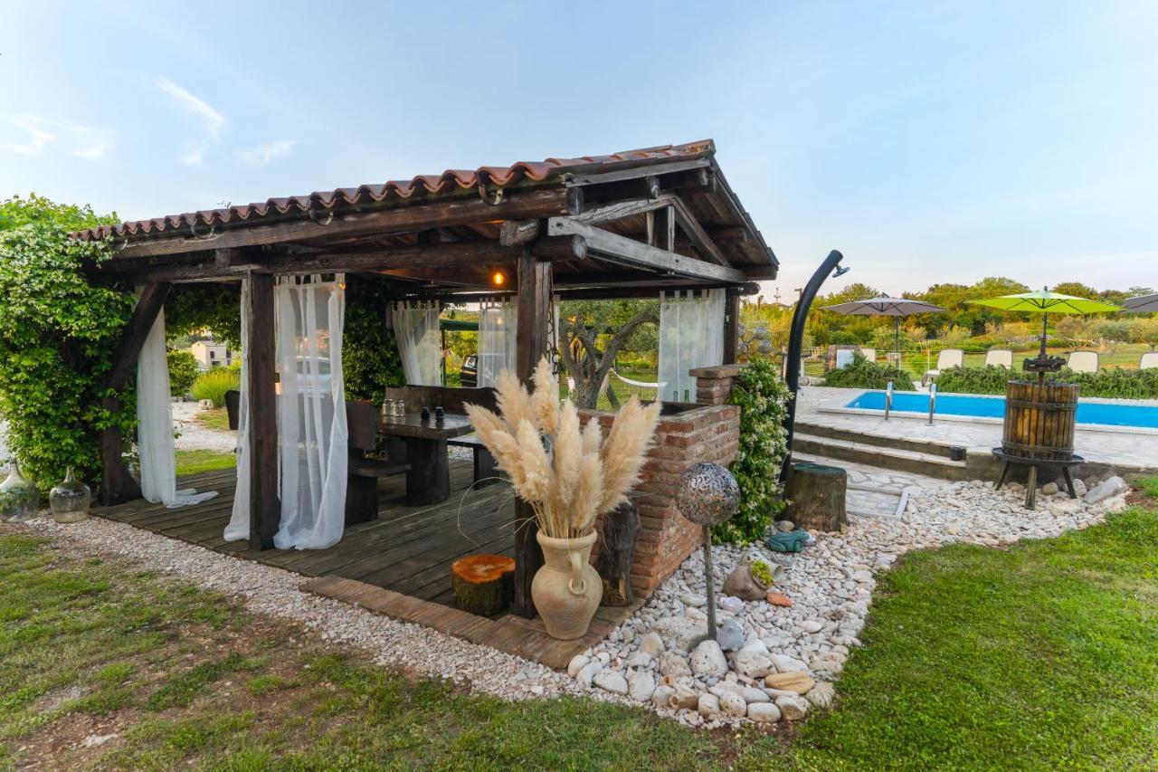 Lavanda Sveti Lovreč Pazenatički Extérieur photo