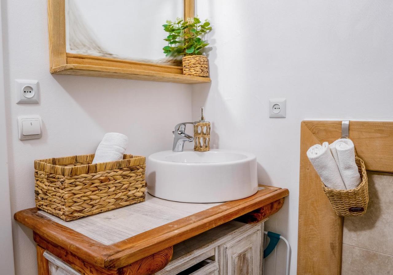 Lavanda Sveti Lovreč Pazenatički Extérieur photo